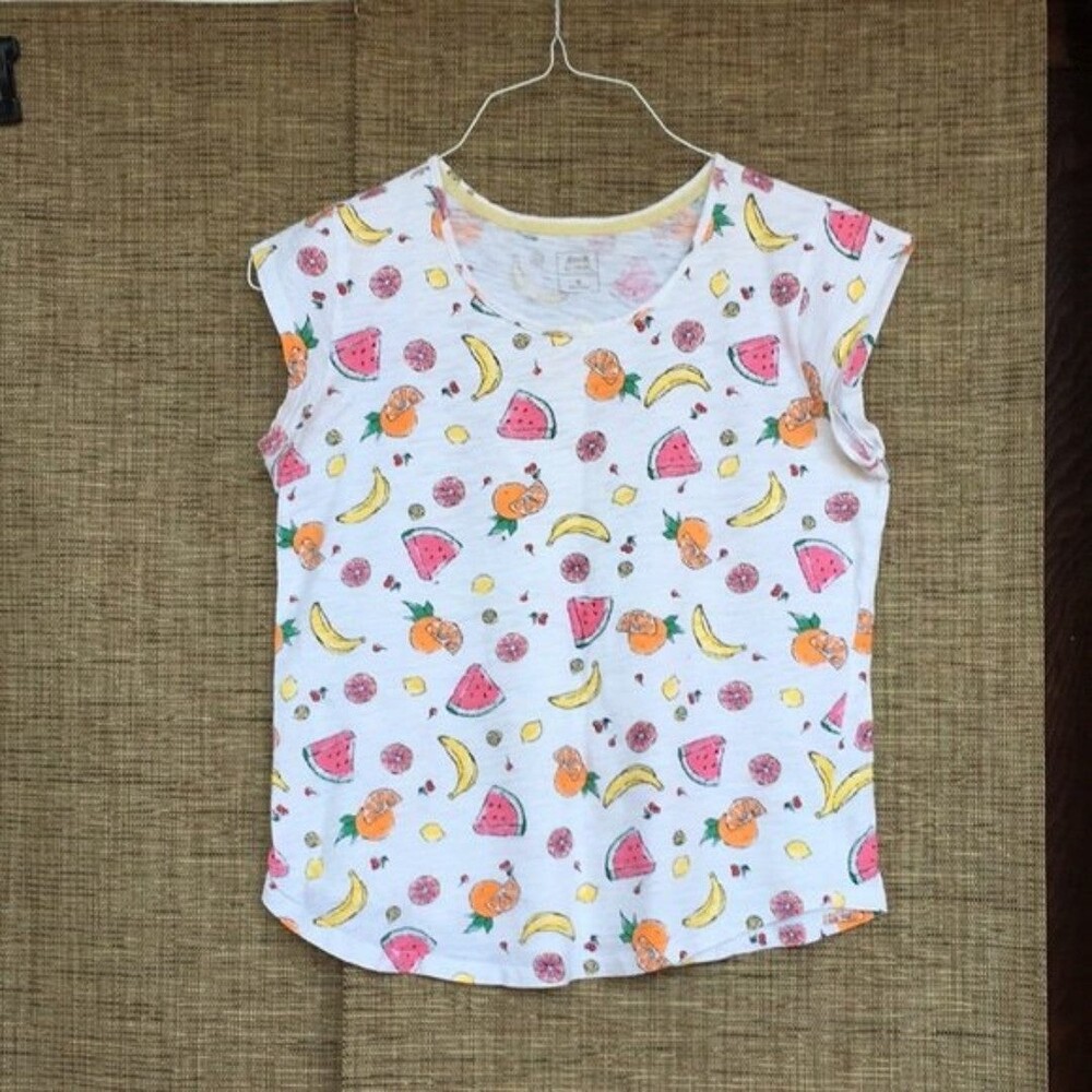 Le Tigre Fruit print tshirt.